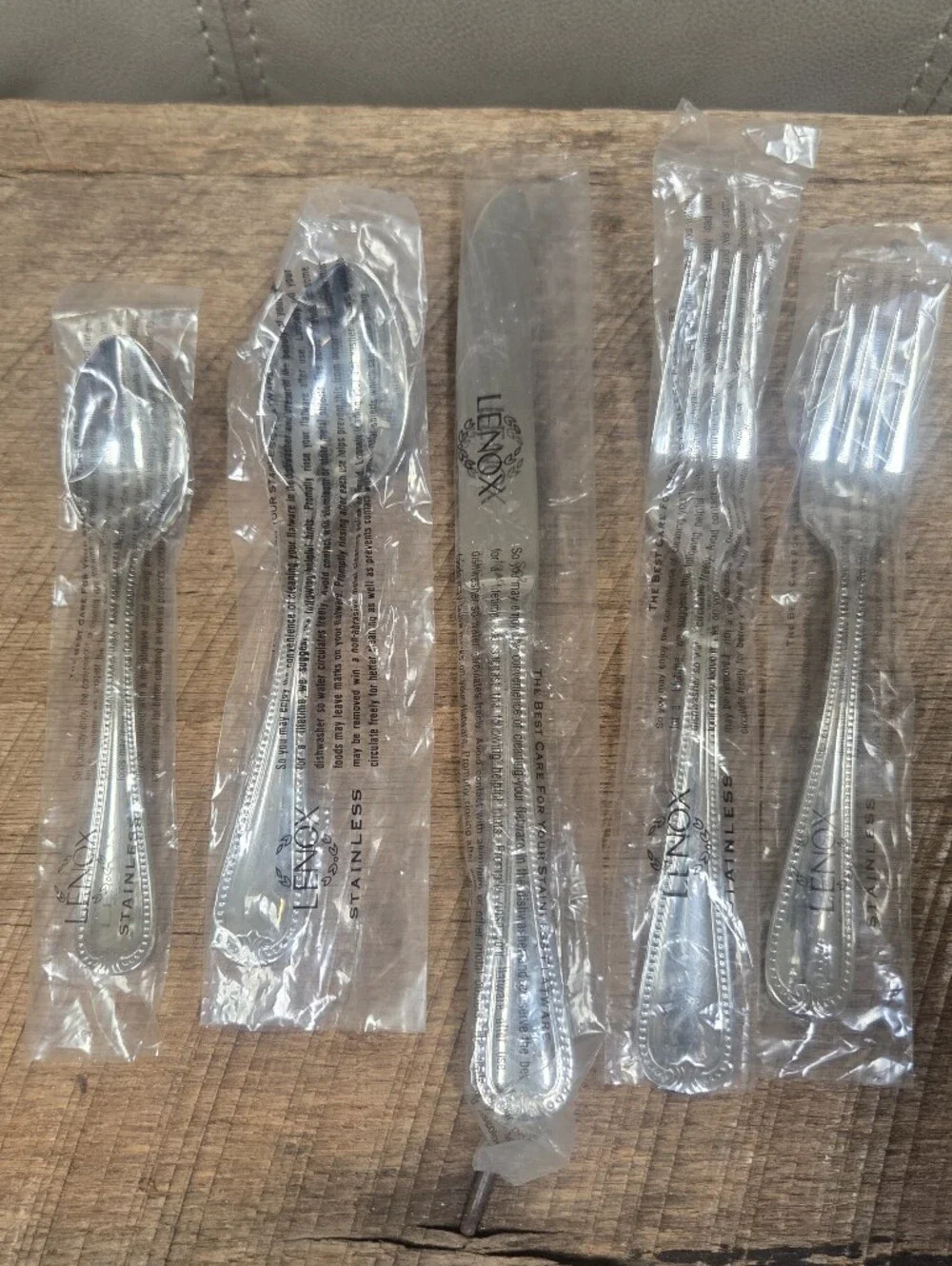 *NEW* LENOX Vintage Jewel Stainless Steel Flatware ~ Full Service for 8 ~ 40 Pcs